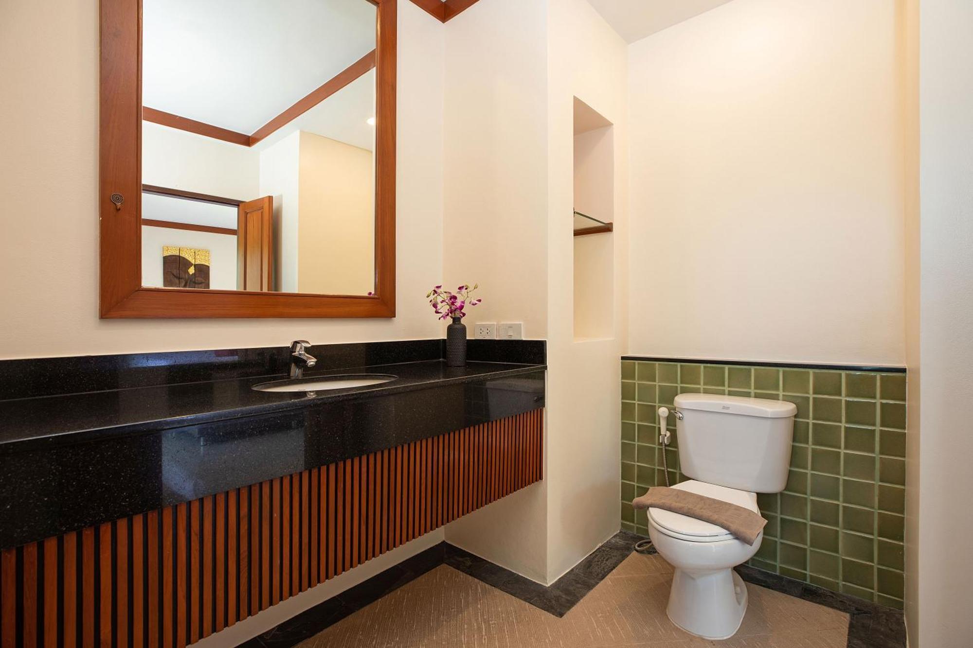 別墅 Tropical Living At 3br Pool Bianca, Baan Bua Luxury Estate, Nai Harn *