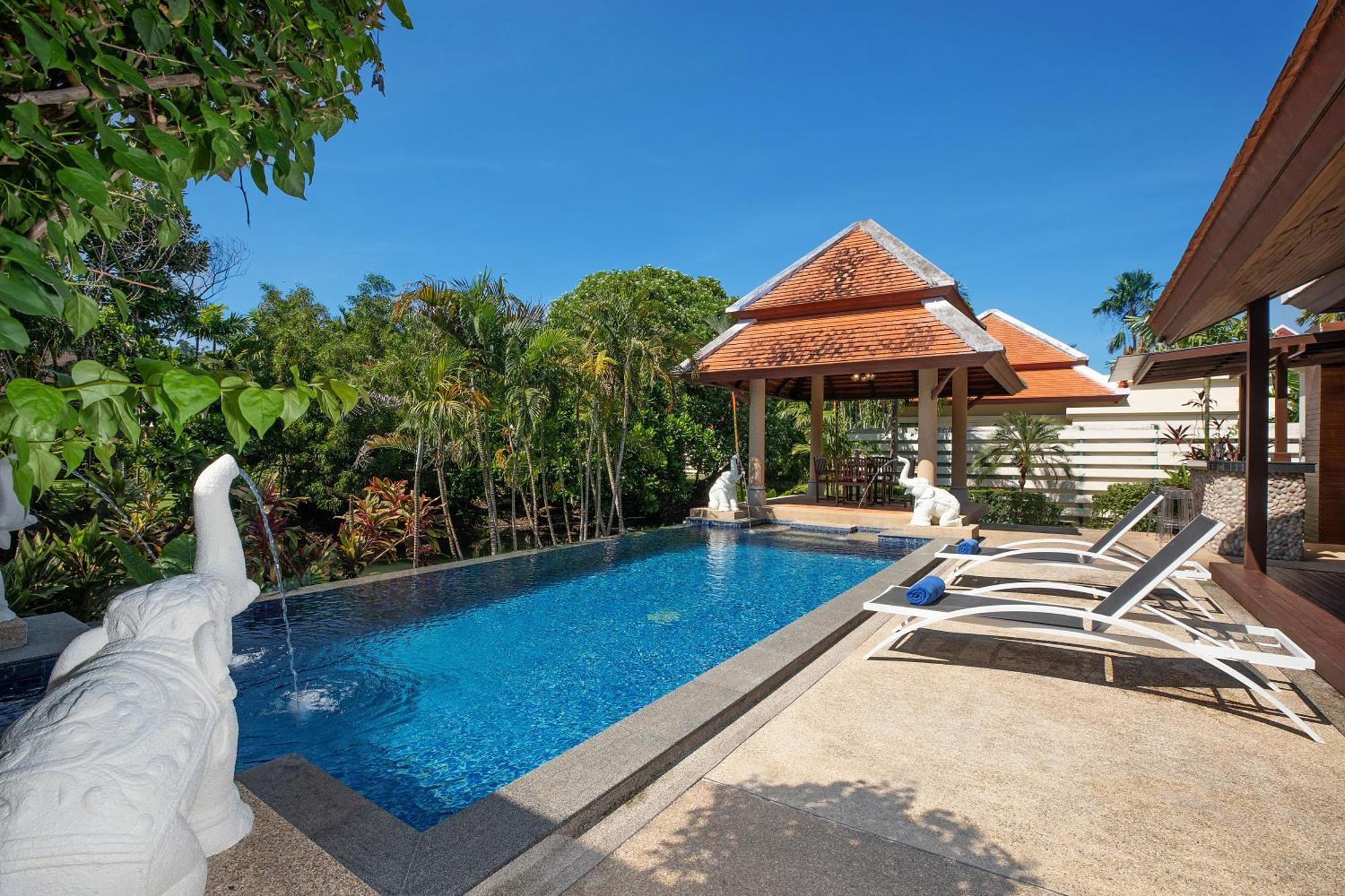 別墅 Tropical Living At 3br Pool Bianca, Baan Bua Luxury Estate, Nai Harn *